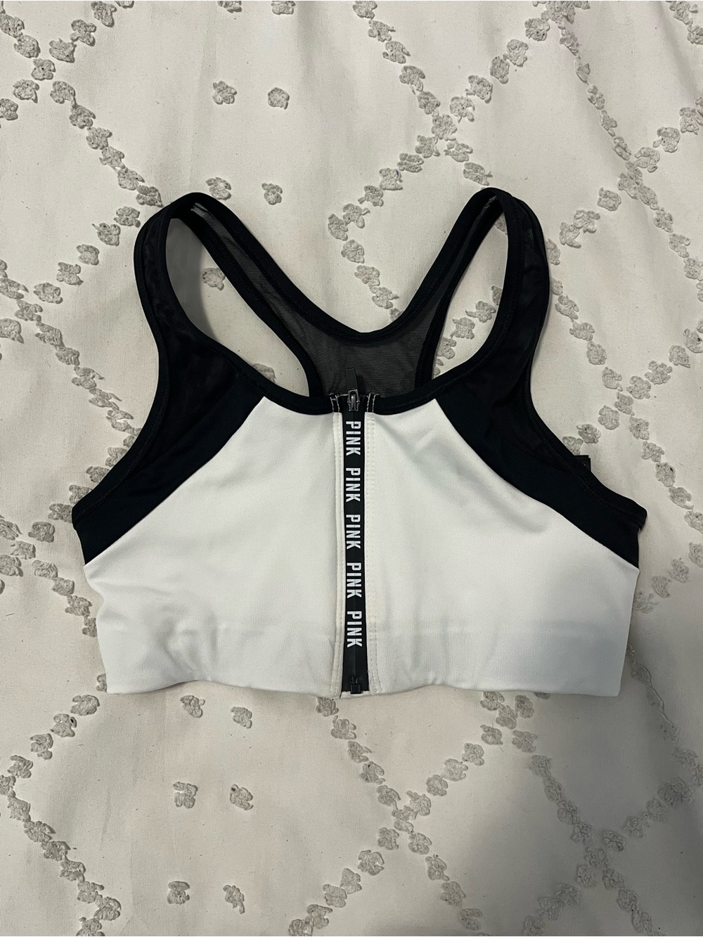 Clothing bundle - Picture 8 of 8